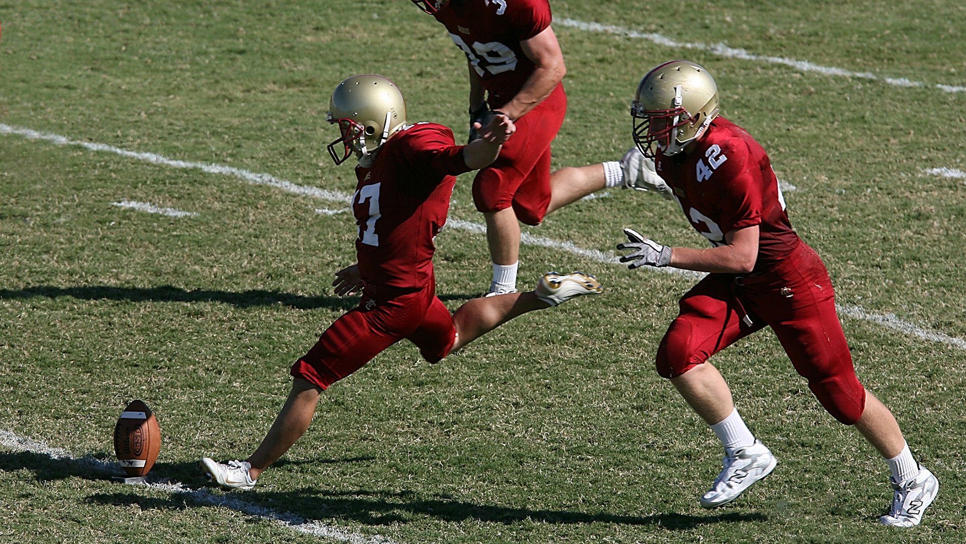切尔西中场控制全场，节奏掌握精准，切尔西最强中场组合