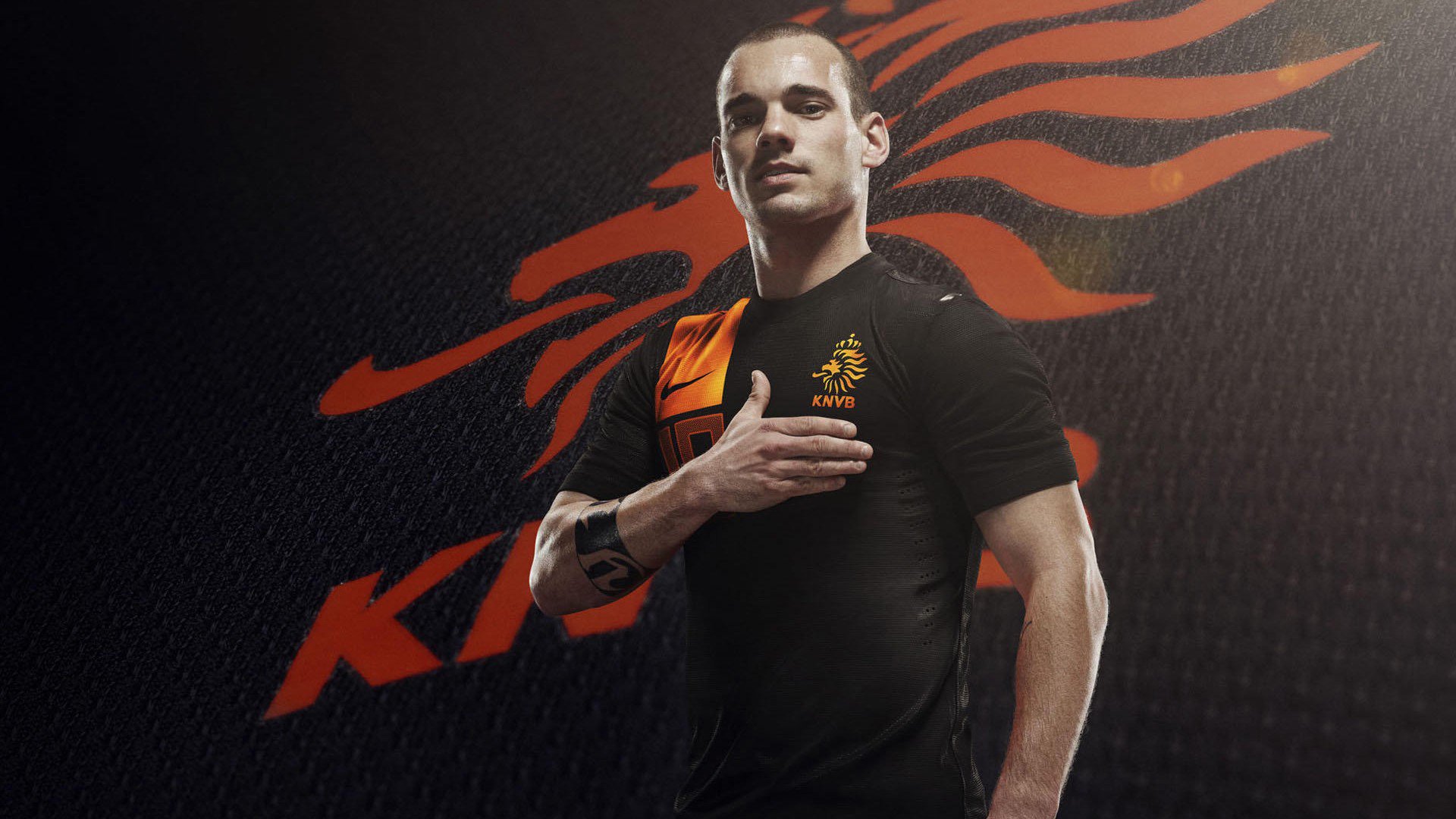 特斯·冯·迪克：充满创造力的中场球员，成为南非队攻防转换的桥梁